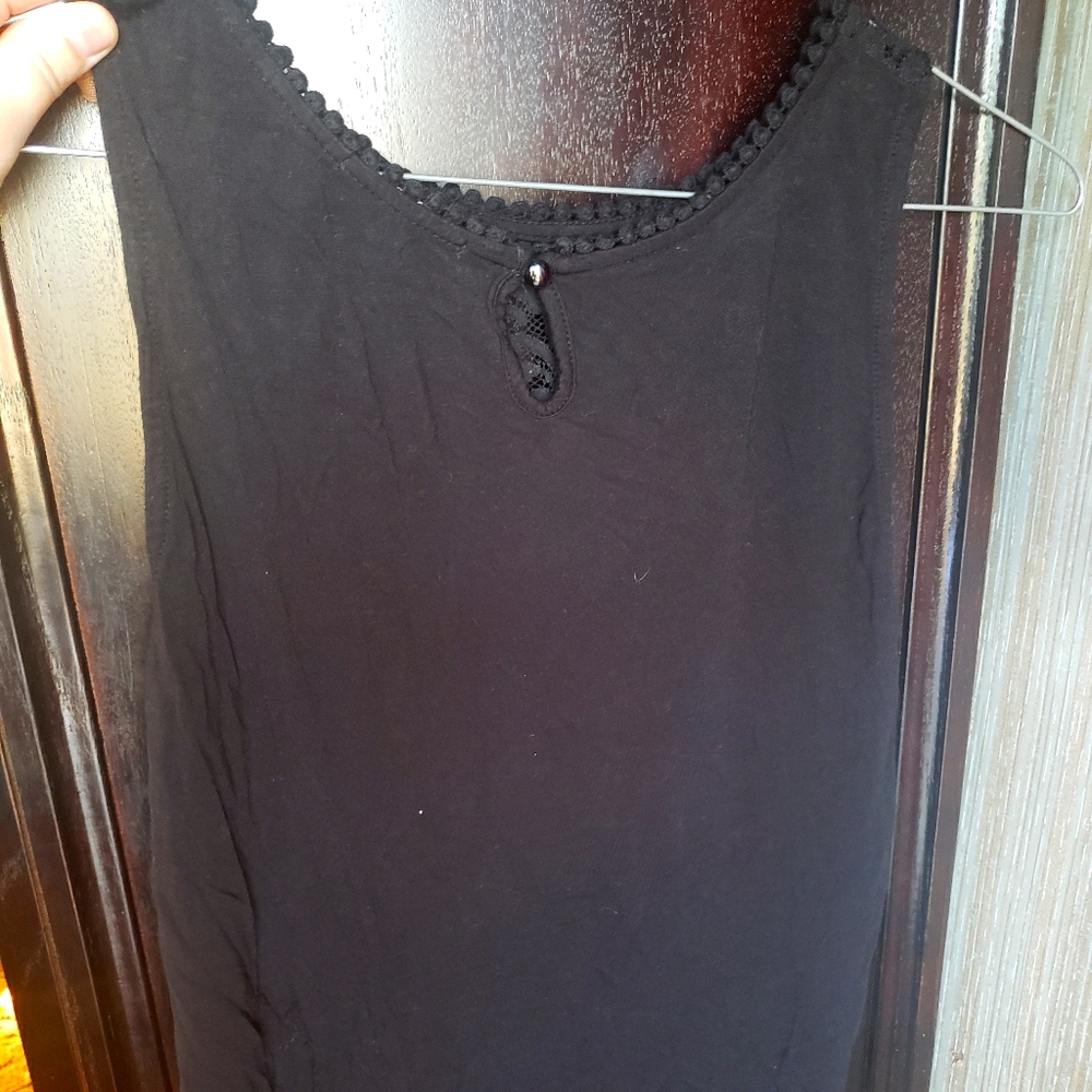 Ambiance black top